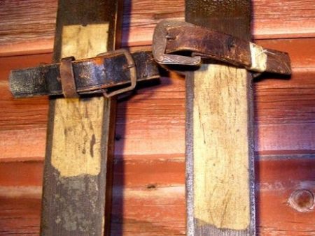 Antique Vintage Montgomery Ward 1920 Youth Skis Online