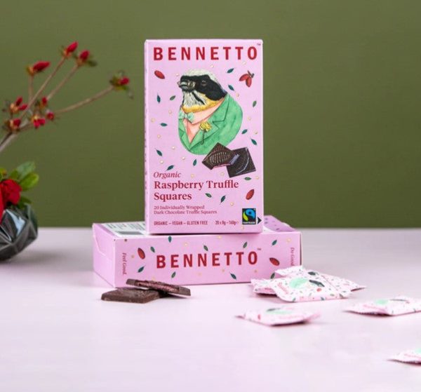 BENNETTO RASPBERRY TRUFFLE SQUARES 160G Supply