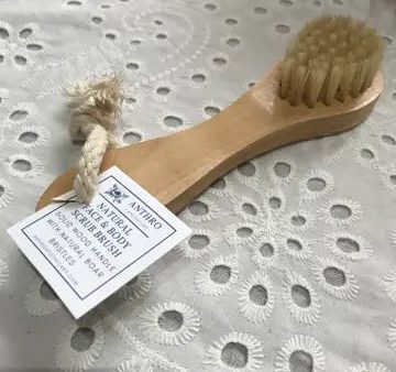 Natural Face & Body Brush Online