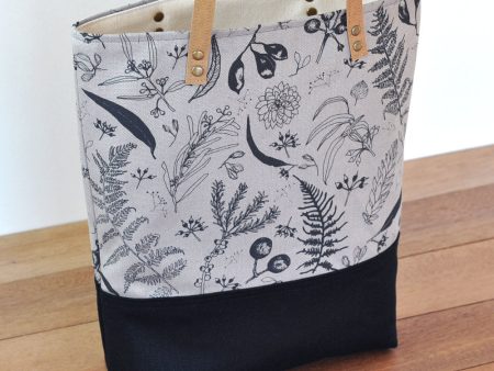 Gathered Black on Grey Lined Tote Hot on Sale