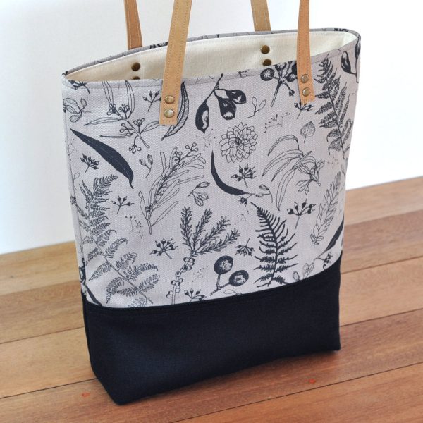 Gathered Black on Grey Lined Tote Hot on Sale